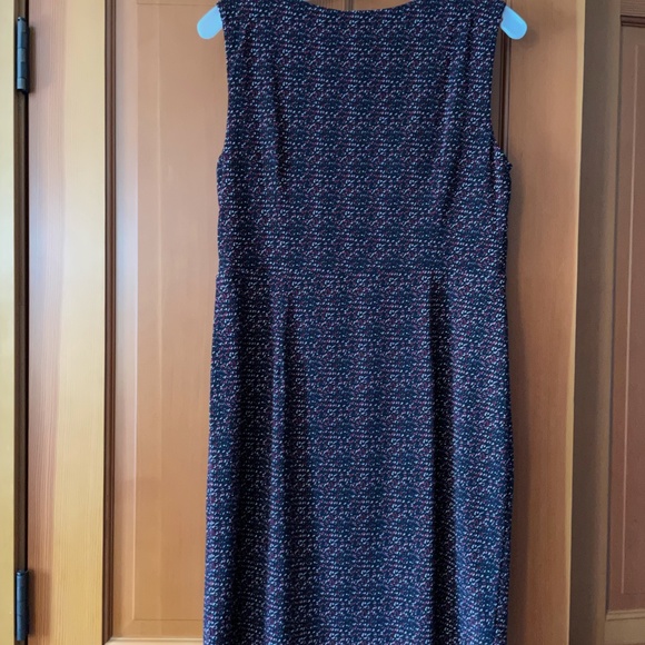 ⭐️ Ann Taylor dress - 10 petite - Picture 6 of 6